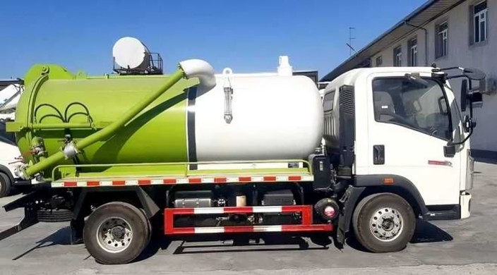 Ассенизатор